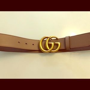 Women’s Gucci Double G Leather Belt